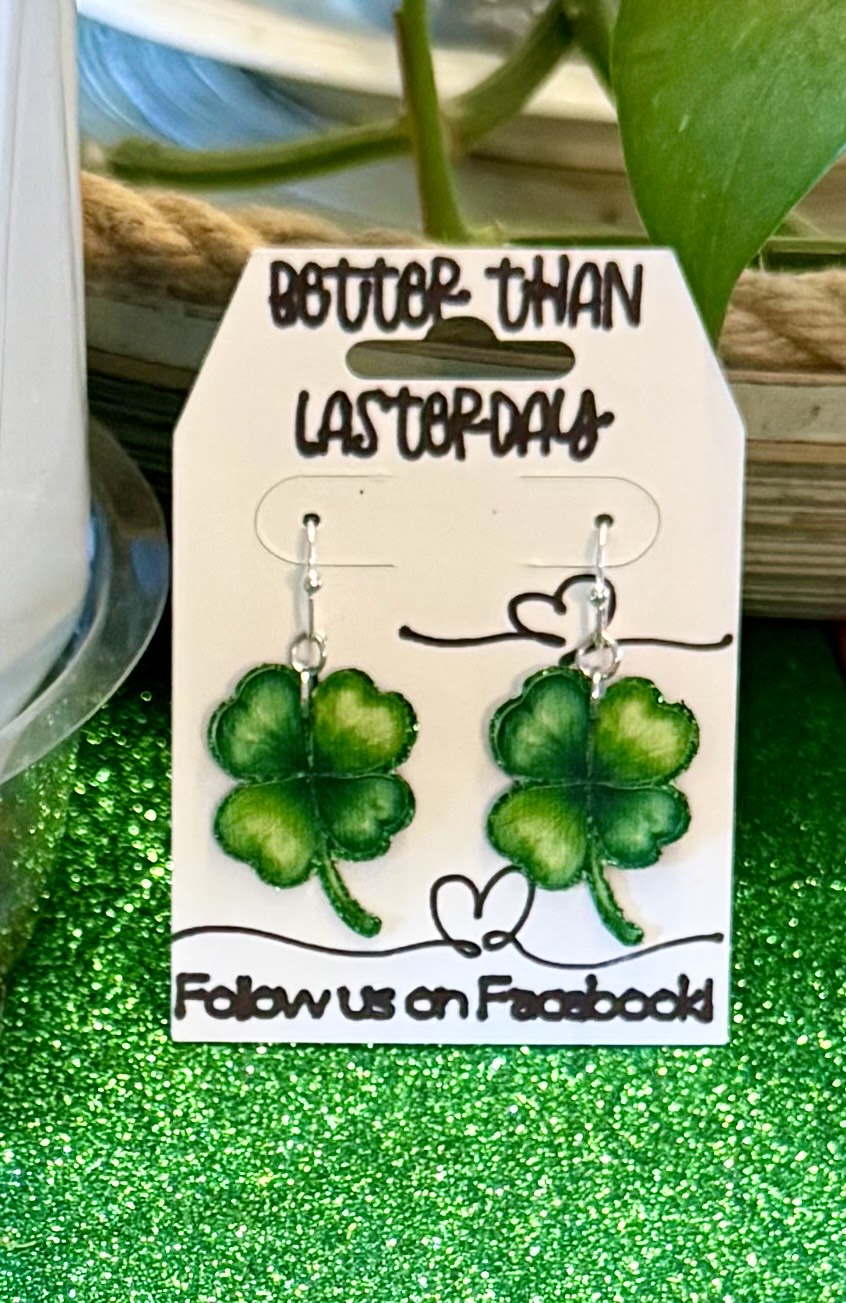🍀 Lucky Charm Clover Earrings 🍀